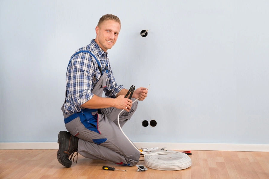 How to Know When You Need a New Electrical Outlet Installed in Cincinnati, OH