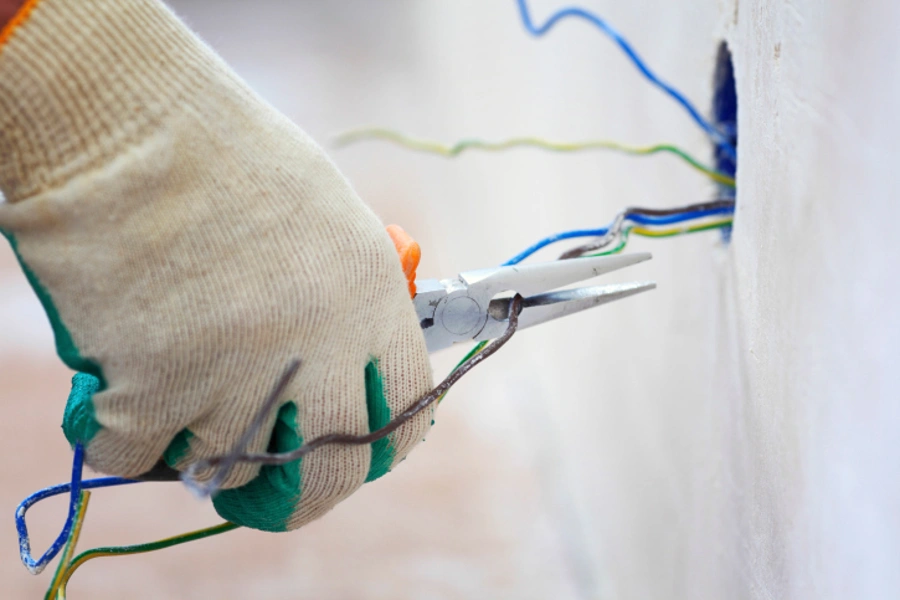 How to Know When You Need a New Electrical Outlet Installed in Cincinnati, OH